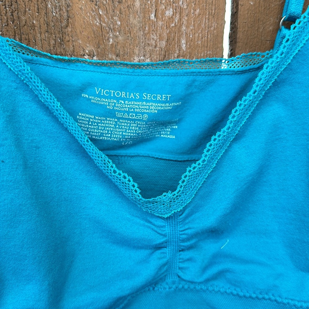 Bralette - Picture 2 of 3